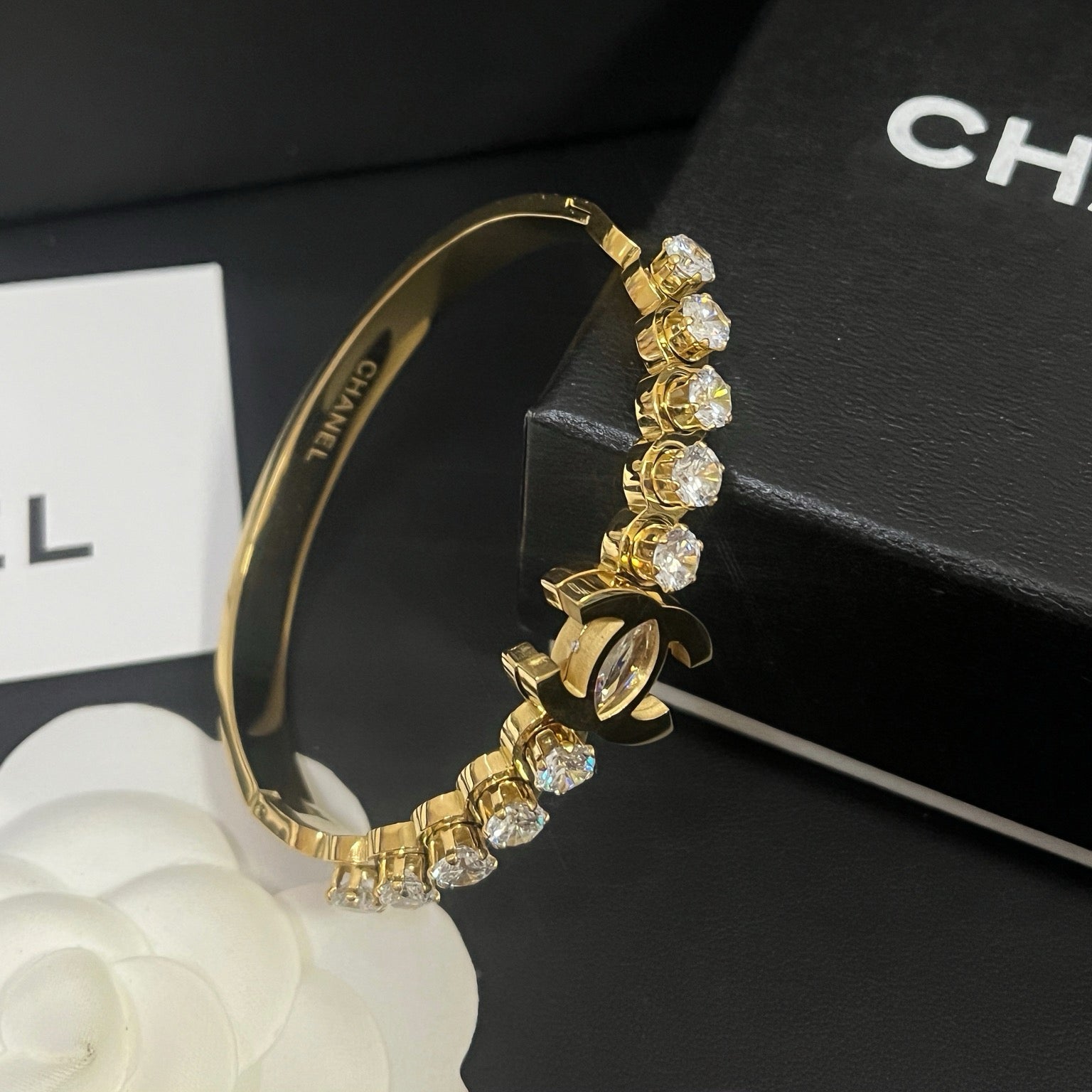 Women's Fashion Bracelet