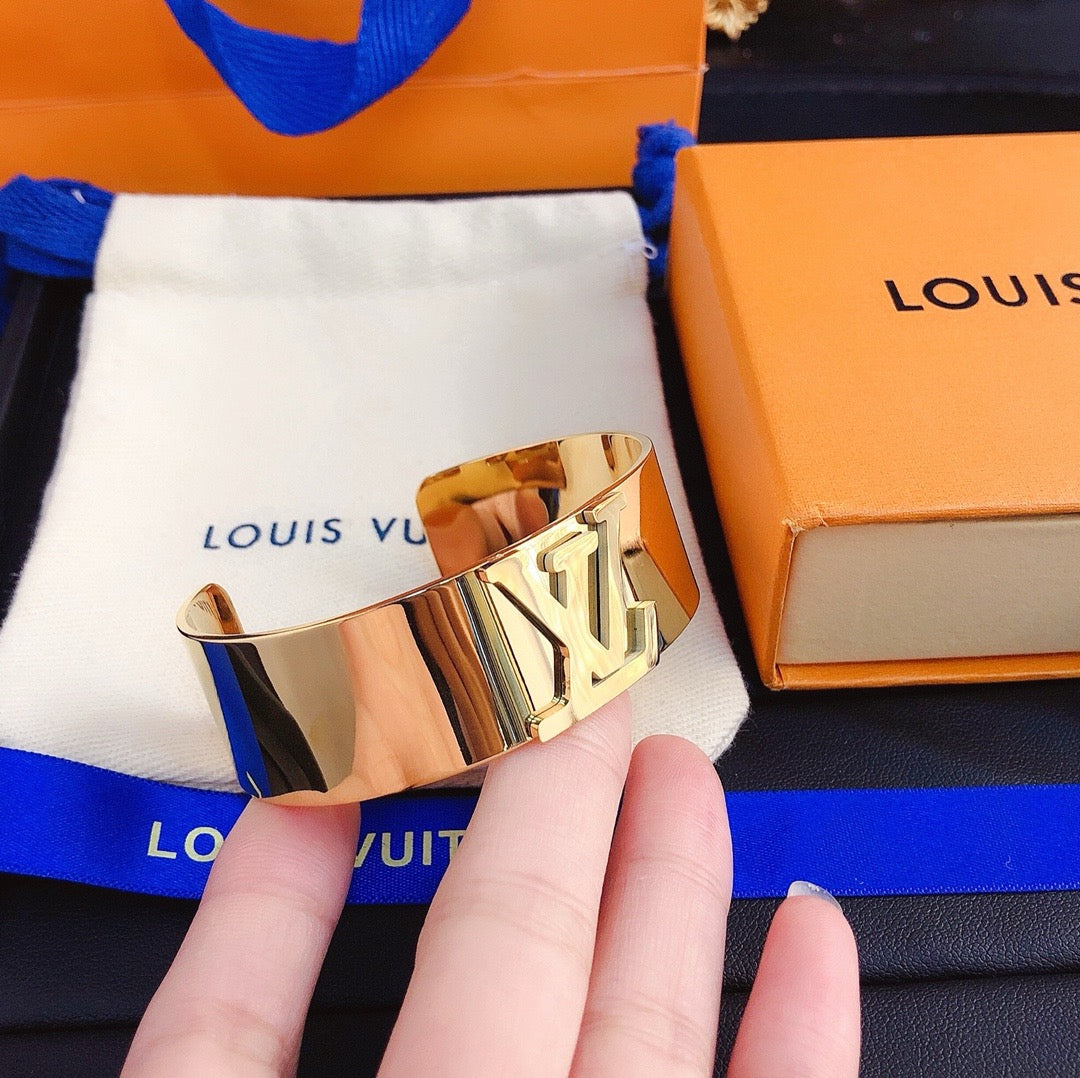 Women's Fashion Bracelet