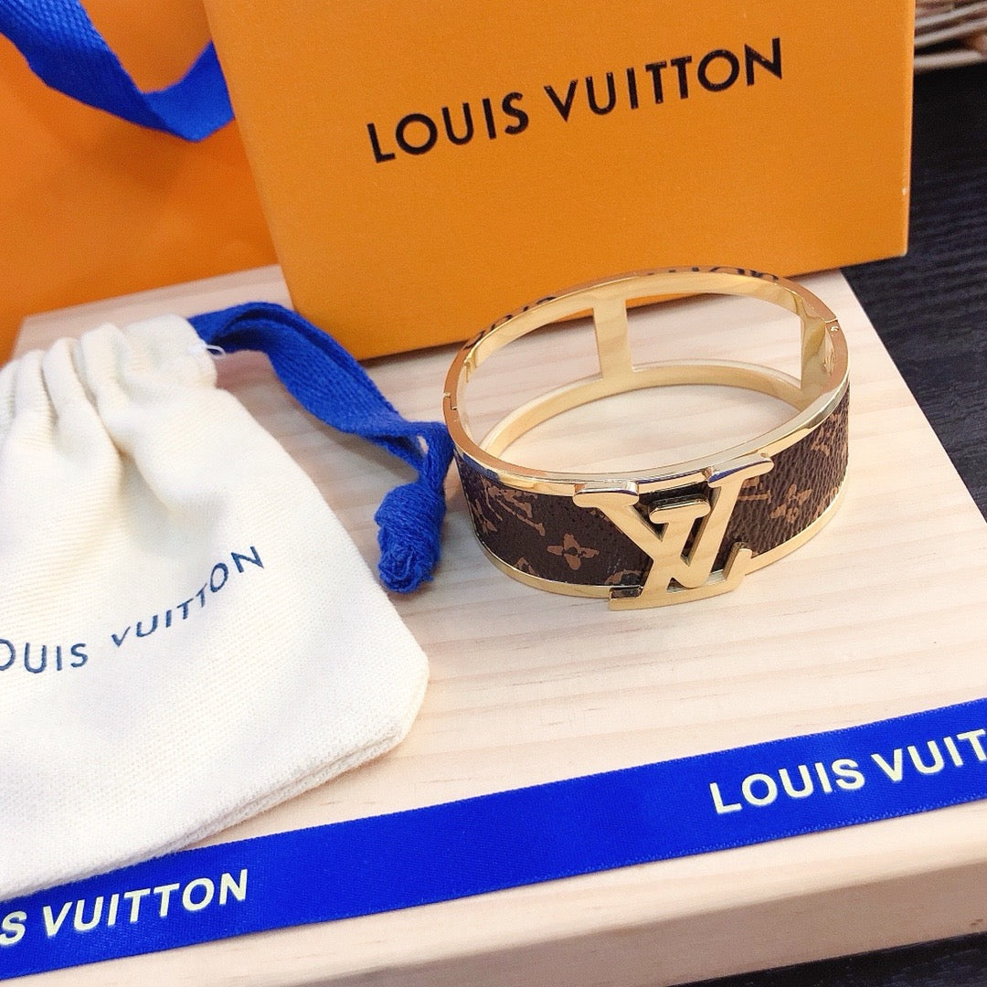 Women's Fashion Bracelet